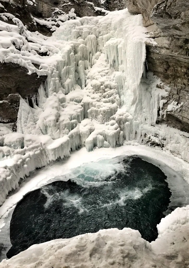 Icefields Parkway im Winter