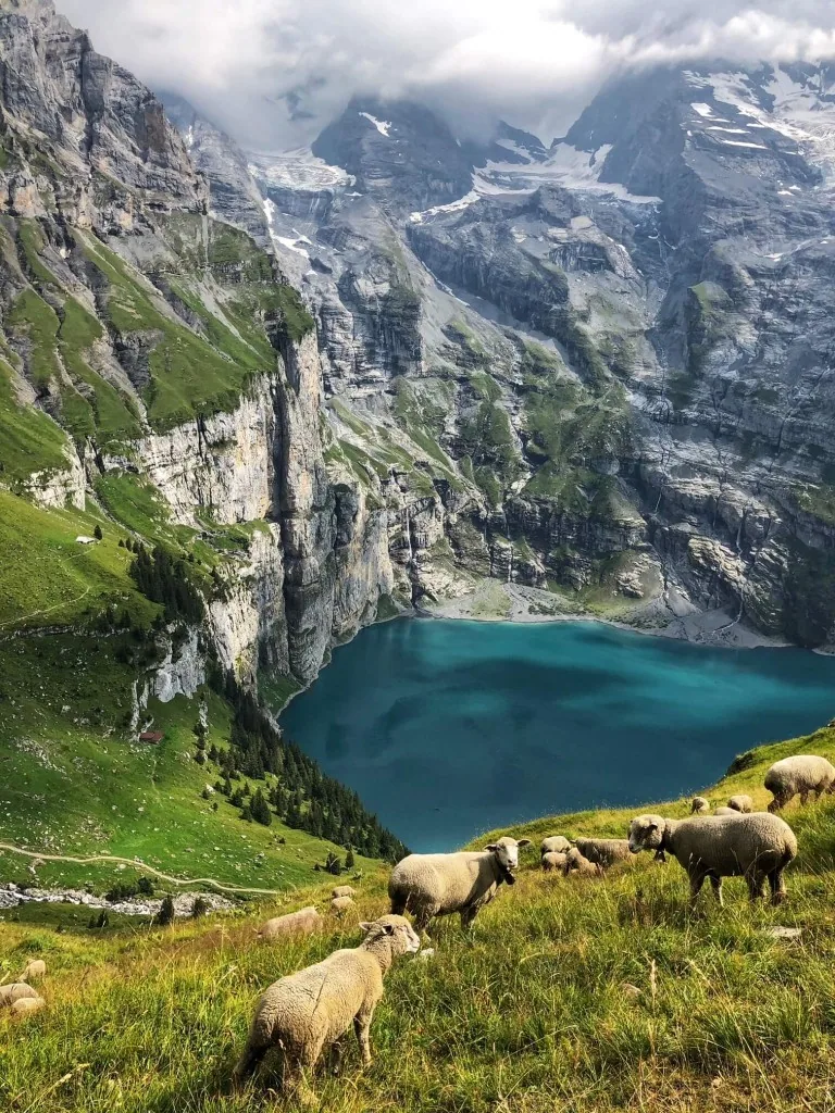 Waldhotel Doldenhorn, Oeschinensee