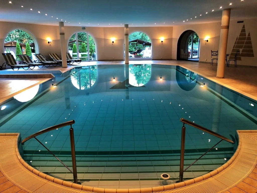 Waldhotel Doldenhorn, Oeschinensee
