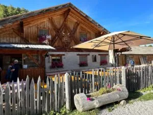 Maraias Luxury Suites & Apartments, Burgeis