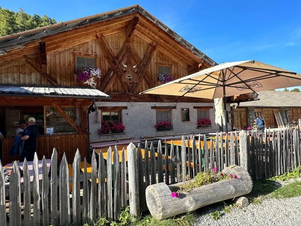 Maraias Luxury Suites & Apartments, Burgeis