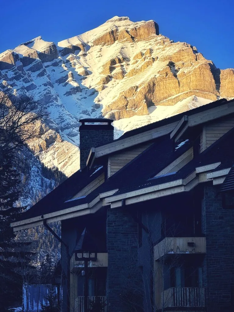 Peaks Hotel & Suites, Banff